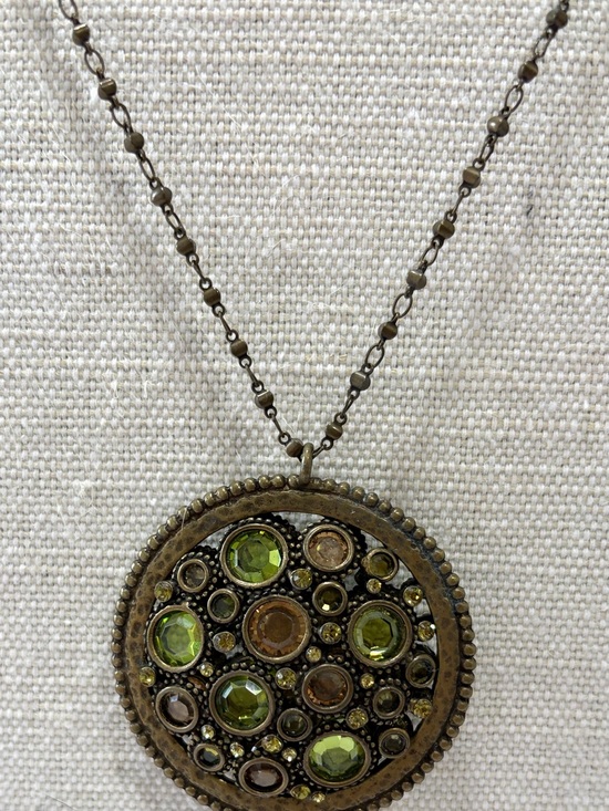 Sorelli Jewelry - Sorelli Vintage Swarovski Green Crystal Medallion Necklace